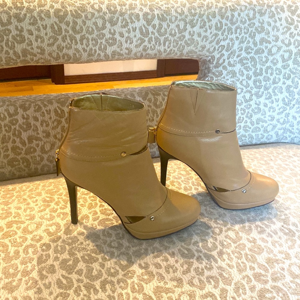 Elaine Turner camel colored soft leather booties with platform and cutouts.